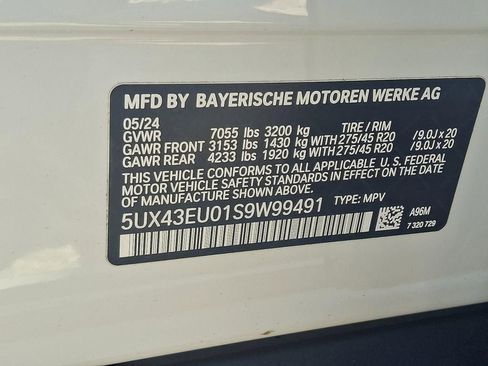 Certified 2025 BMW X5 xDrive50e w/ Climate Comfort Package image 28