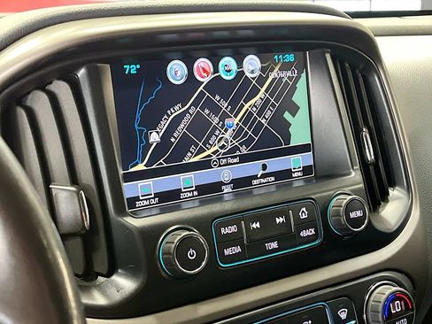 Used 2017 Chevrolet Colorado Z71 AWD/4WD image 13