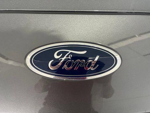 Used 2021 Ford Escape SE w/ SE Sport Appearance Package AWD/4WD image 35