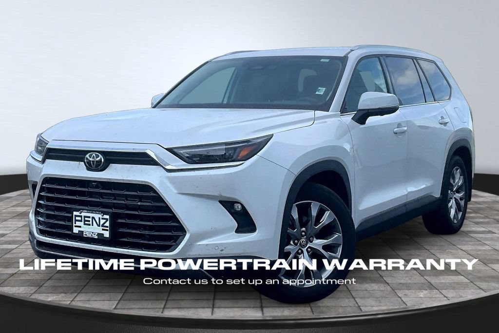 Used 2024 Toyota Grand Highlander AWD Hybrid image 1