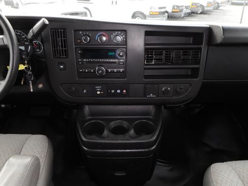 Used 2017 Chevrolet Express 2500 LS image 25