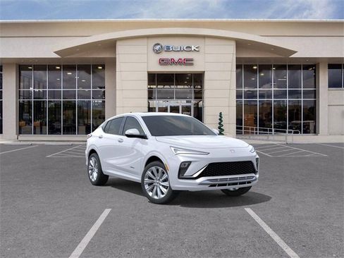 New 2025 Buick Envista Avenir image 1