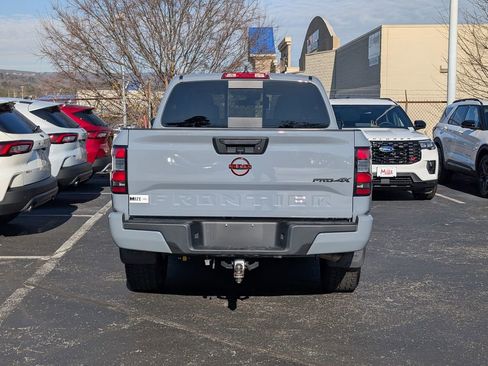 Used 2024 Nissan Frontier PRO-4X w/ Off-Road Protection Package image 8