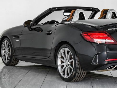 Used 2017 Mercedes-Benz SLC 43 AMG image 54