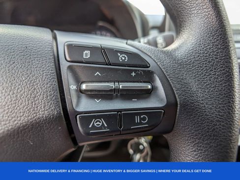 Used 2022 Hyundai Kona SE image 35