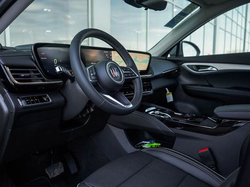 New 2025 Buick Envision Avenir image 18