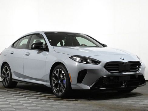 Used 2025 BMW M235i xDrive M235i xDrive w/ Premium Package image 9