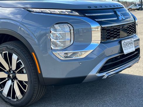 New 2026 Mitsubishi Outlander SE image 4