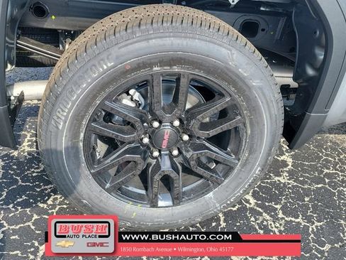 New 2026 GMC Sierra 1500 Elevation image 5