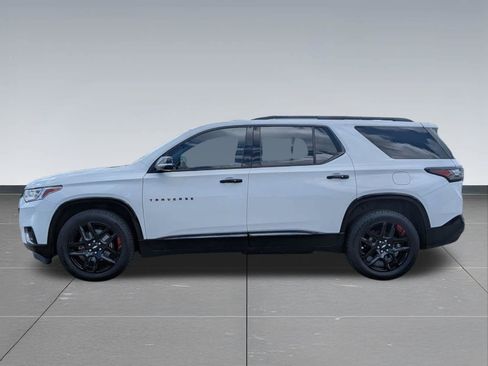 Used 2018 Chevrolet Traverse Premier w/ Redline Edition AWD/4WD image 3