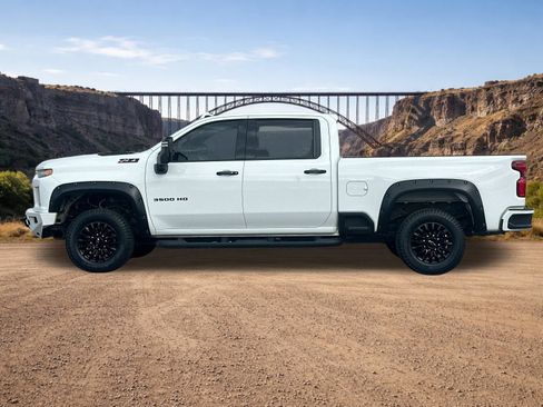 Used 2021 Chevrolet Silverado 3500 LTZ w/ LTZ Plus Package AWD/4WD image 6
