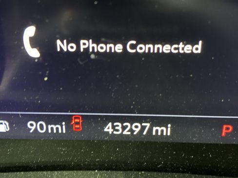Used 2023 Buick Envision Avenir FWD image 7