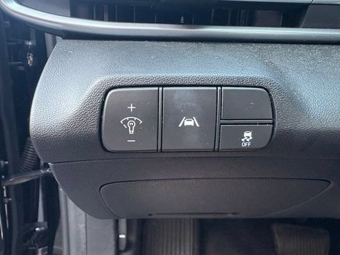 Certified 2023 Hyundai Elantra SEL w/ Convenience Package FWD image 10