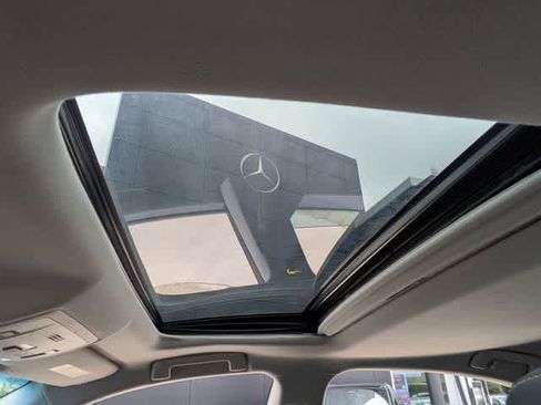 Used 2016 Lexus ES 350 w/ Luxury Package w/Wood Trim FWD image 17