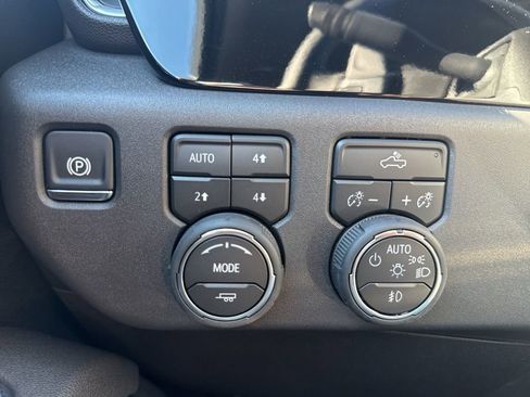 Used 2026 Chevrolet Silverado 1500 LT Trail Boss w/ Convenience Package II image 26