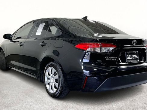 Used 2025 Toyota Corolla LE image 17