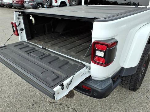 Used 2021 Jeep Gladiator Rubicon image 35