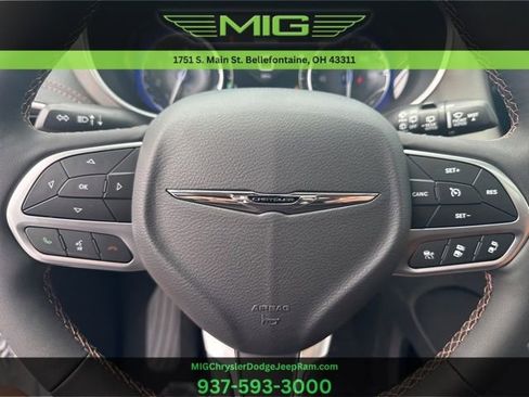 New 2026 Chrysler Pacifica Pinnacle FWD image 18