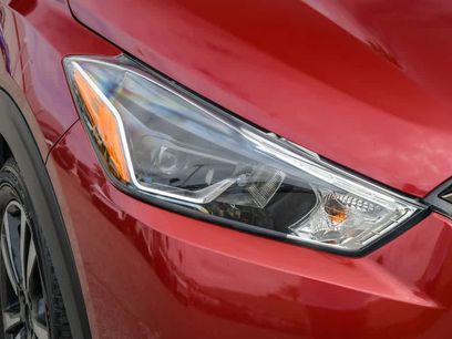 Used 2020 Nissan Kicks SR