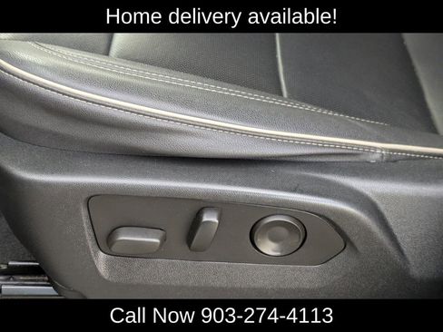 Used 2023 Chevrolet Suburban Premier image 24