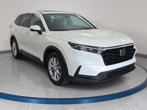Used 2025 Honda CR-V EX image 3