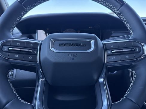 New 2026 GMC Acadia Denali w/ Super Cruise Package image 23