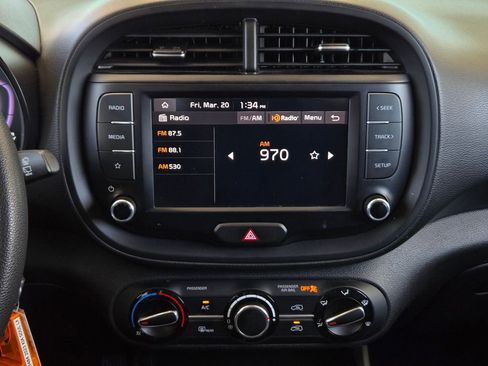 Used 2023 Kia Soul LX w/ Option Group 015 FWD image 16