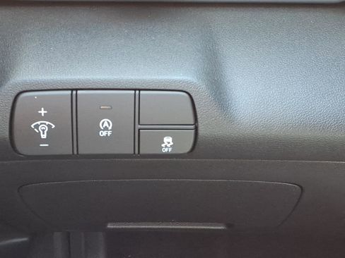 New 2026 Hyundai Elantra SE image 12