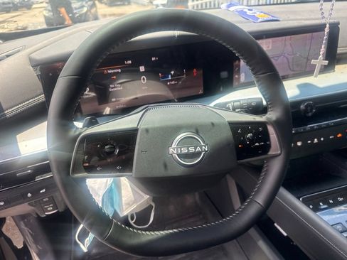Used 2025 Nissan Murano SL AWD/4WD image 22