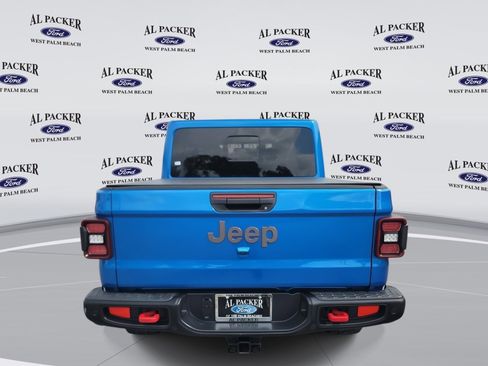 Used 2020 Jeep Gladiator Rubicon image 5