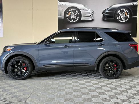Used 2021 Ford Explorer ST w/ Equipment Group 401A AWD/4WD image 7