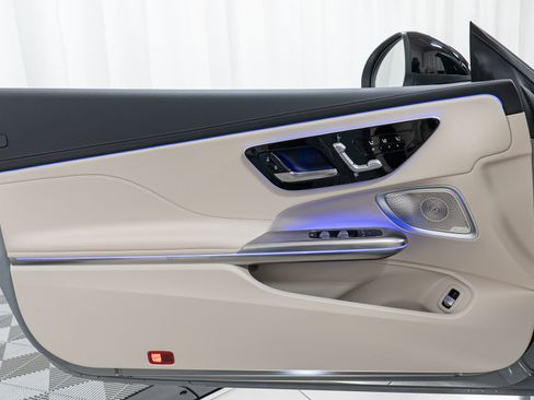 New 2026 Mercedes-Benz CLE 300 4MATIC Cabriolet image 11