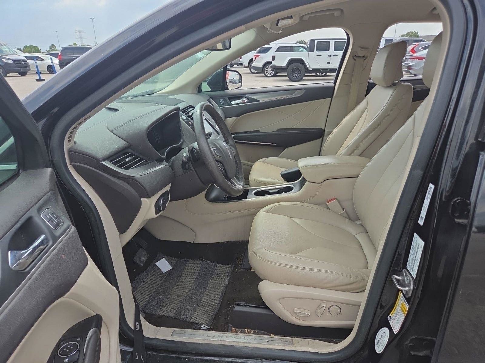 Used 2019 Lincoln MKC Premiere FWD image 6