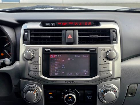 Used 2012 Toyota 4Runner SR5 w/ Premium Pkg AWD/4WD image 21