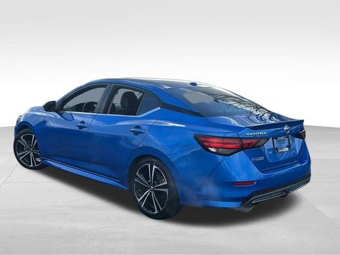 Used 2020 Nissan Sentra SR w/ Premium Package image 5