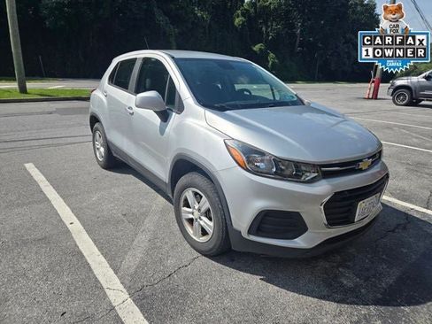 Used 2017 Chevrolet Trax LS AWD/4WD image 1