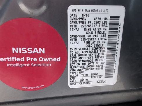 Used 2016 Nissan Rogue S AWD/4WD image 26