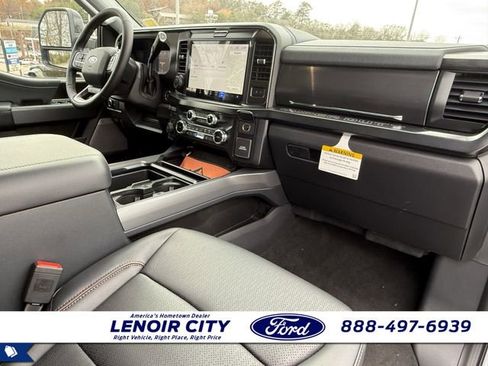 New 2026 Ford F250 Lariat w/ Black Appearance Package AWD/4WD image 16