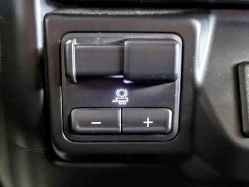 Used 2023 Chevrolet Silverado 2500 LT image 25