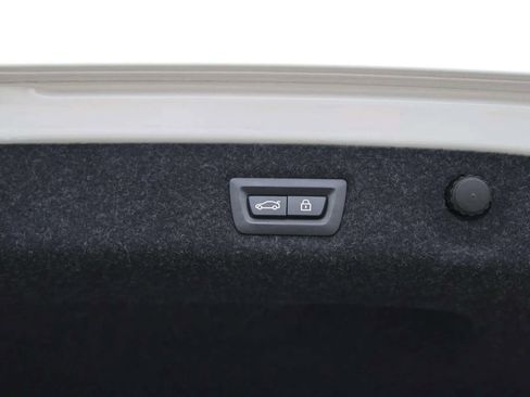 Used 2019 BMW 540i image 30