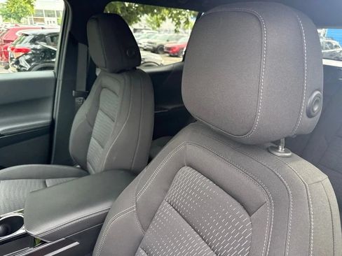 Used 2025 Chevrolet Equinox LT w/ Safety and Technology Package AWD/4WD image 16