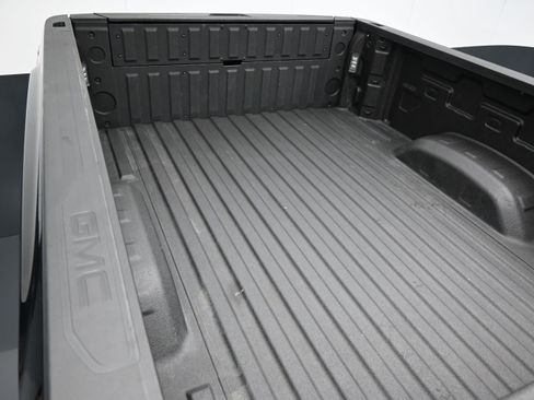 Used 2024 GMC Sierra 2500 Denali Ultimate AWD/4WD image 45