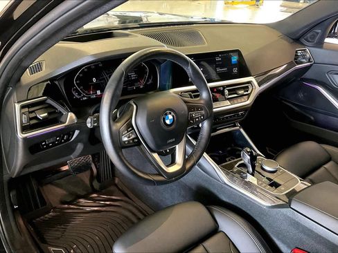 Certified 2022 BMW 330i Sedan w/ Premium Package image 16