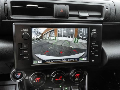 Used 2024 Toyota GR86 image 12