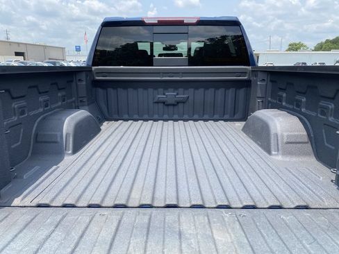 Used 2022 Chevrolet Silverado 1500 LTZ AWD/4WD image 32