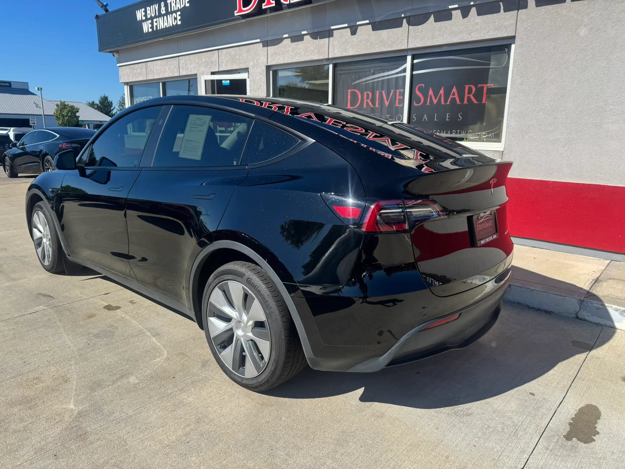 Used 2023 Tesla Model Y Long Range AWD/4WD image 6
