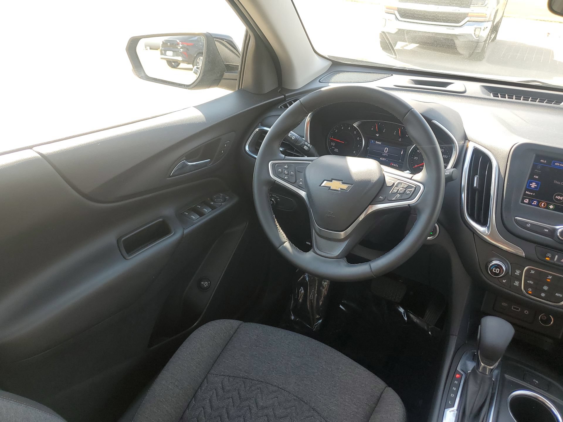 Used 2023 Chevrolet Equinox LT AWD/4WD image 17