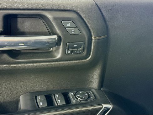 Used 2021 GMC Sierra 1500 AT4 image 11