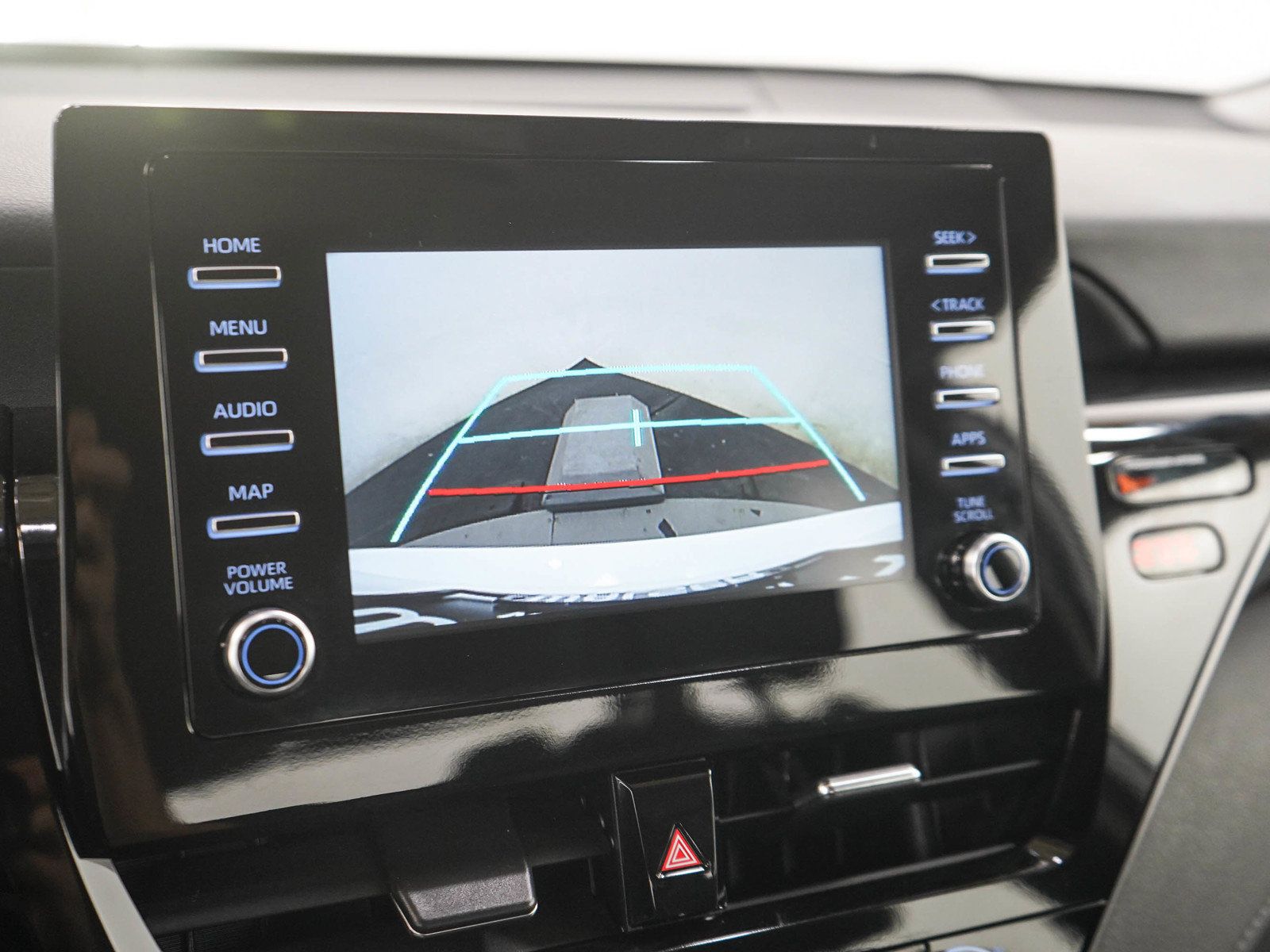 Used 2024 Toyota Camry SE FWD image 20