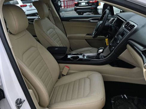 Used 2013 Ford Fusion SE image 13